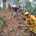 Guardaparques en trabajo conjunto lograron mitigar incendio en Pilón Lajas-4