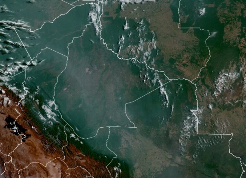 Imagen Satelital del territorio Nacional hasta Hrs. 12:10 p.m. (fuente satélite GOES)